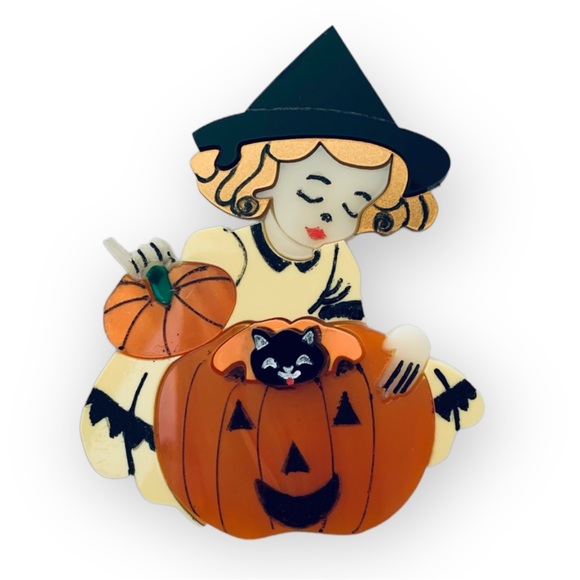 Planet Kitsch Witch pumpkin Handmade yellow Dress Acrylic Painted Brooch pin - Picture 1 of 3